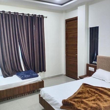 Hotel Soham Palace Ujjain Exterior photo