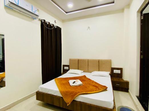 Hotel Soham Palace Ujjain Exterior photo