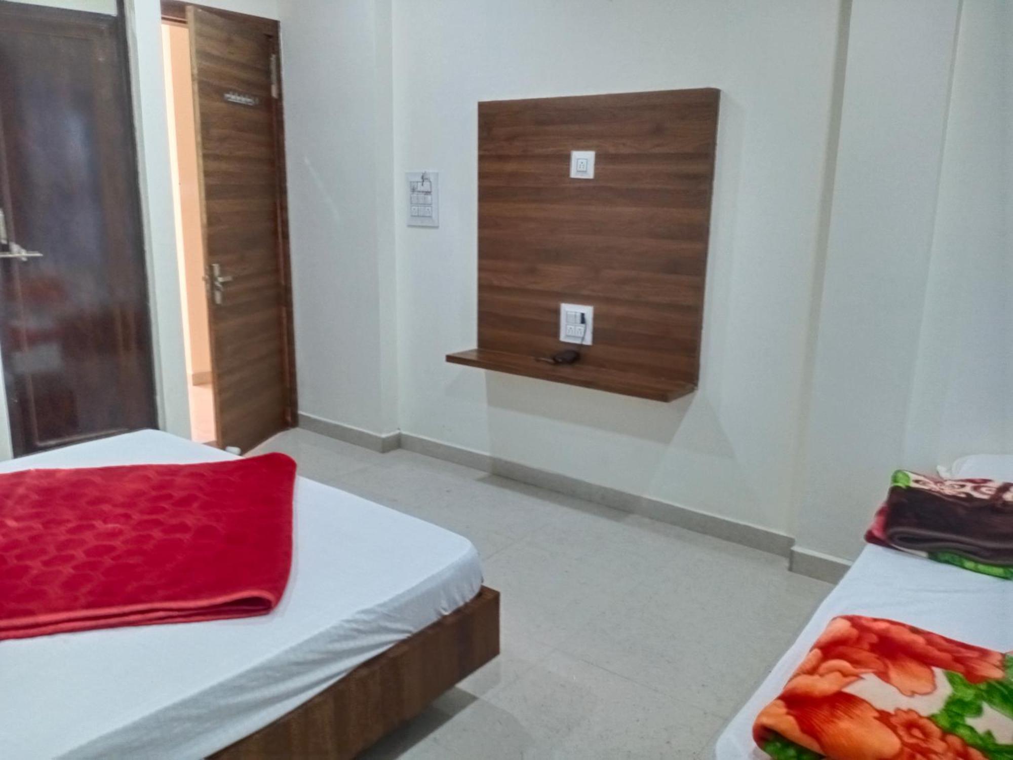 Hotel Soham Palace Ujjain Exterior photo